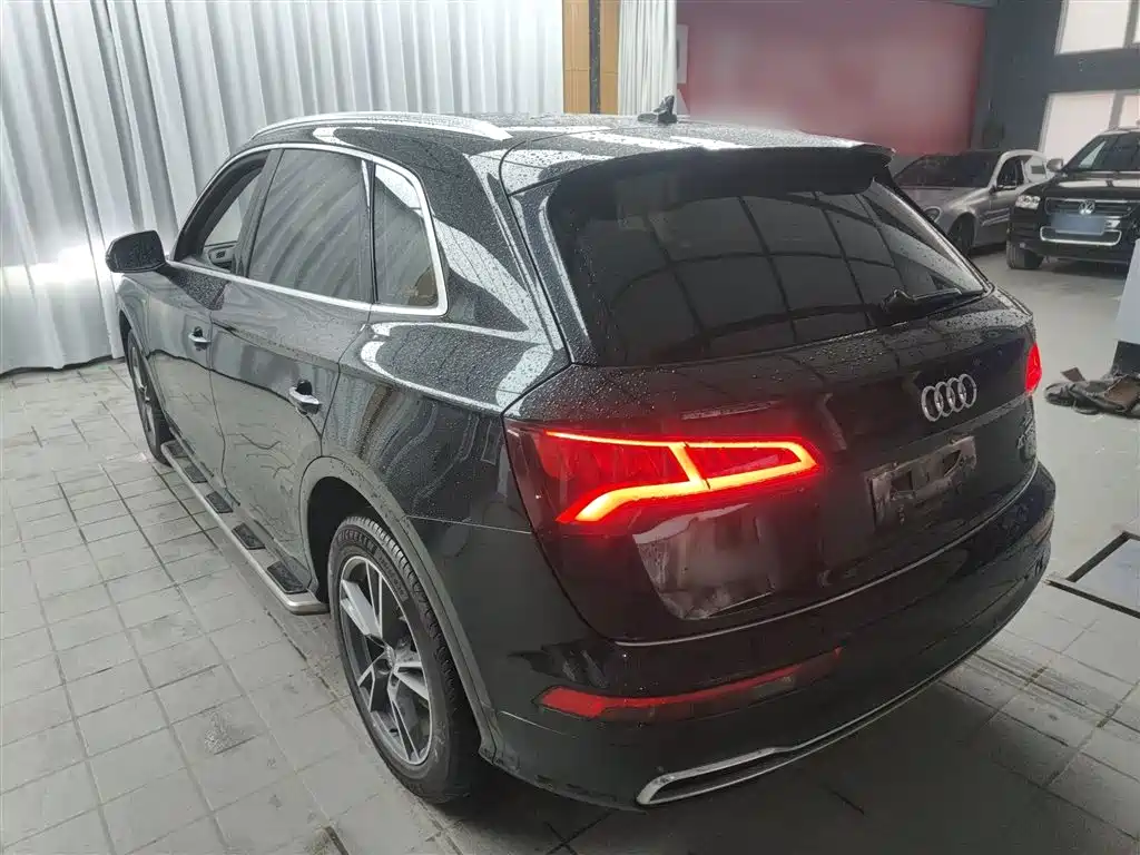 Audi Q5L 2020 40 TFSI Prestige Fashion фото 23