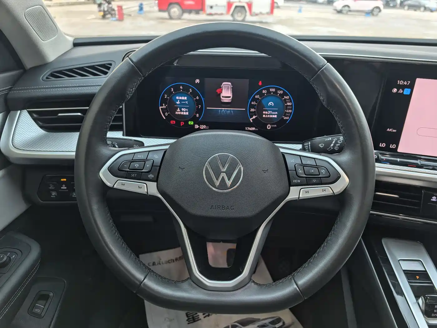 Volkswagen Talagon 2023 330TSI Luxury Touring Edition фото 13