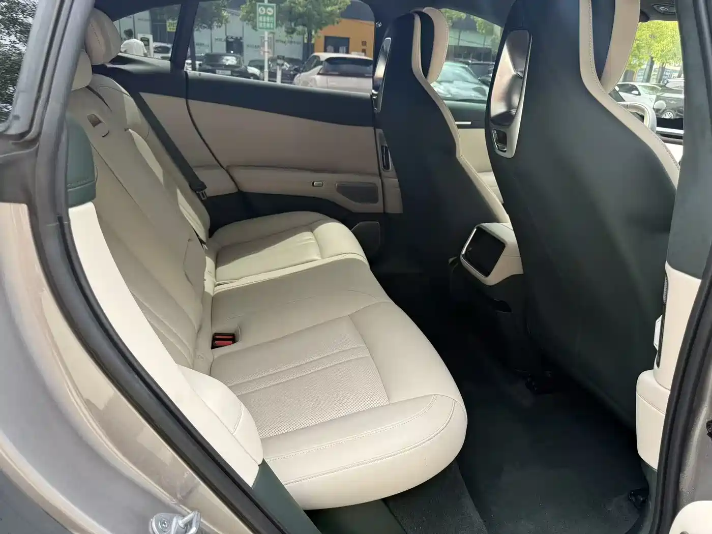 Xiaomi Auto Xiaomi YU7 2025 Ultra Long Range High Performance AWD Max Edition фото 6