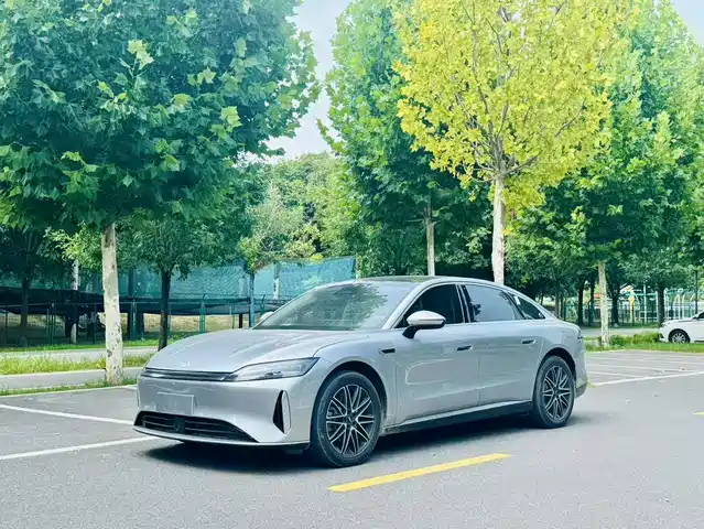 Chery Fengyun Fengyun A9L 2025 260 Ultra Long Range Luxury Edition