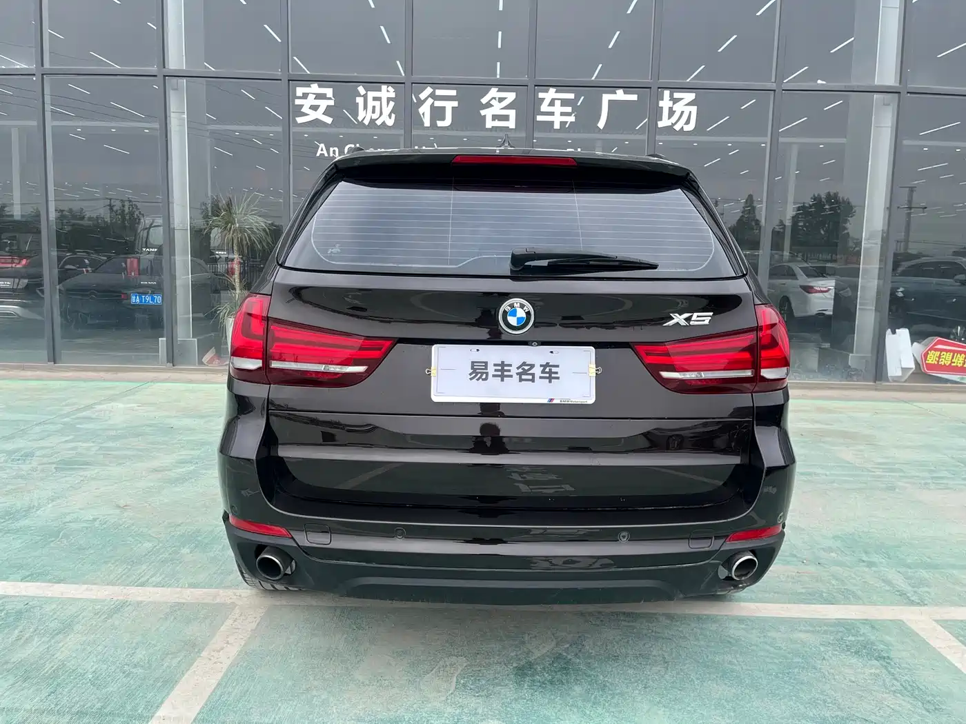 BMW X5 (Import) 2014 xDrive35i Leading фото 17