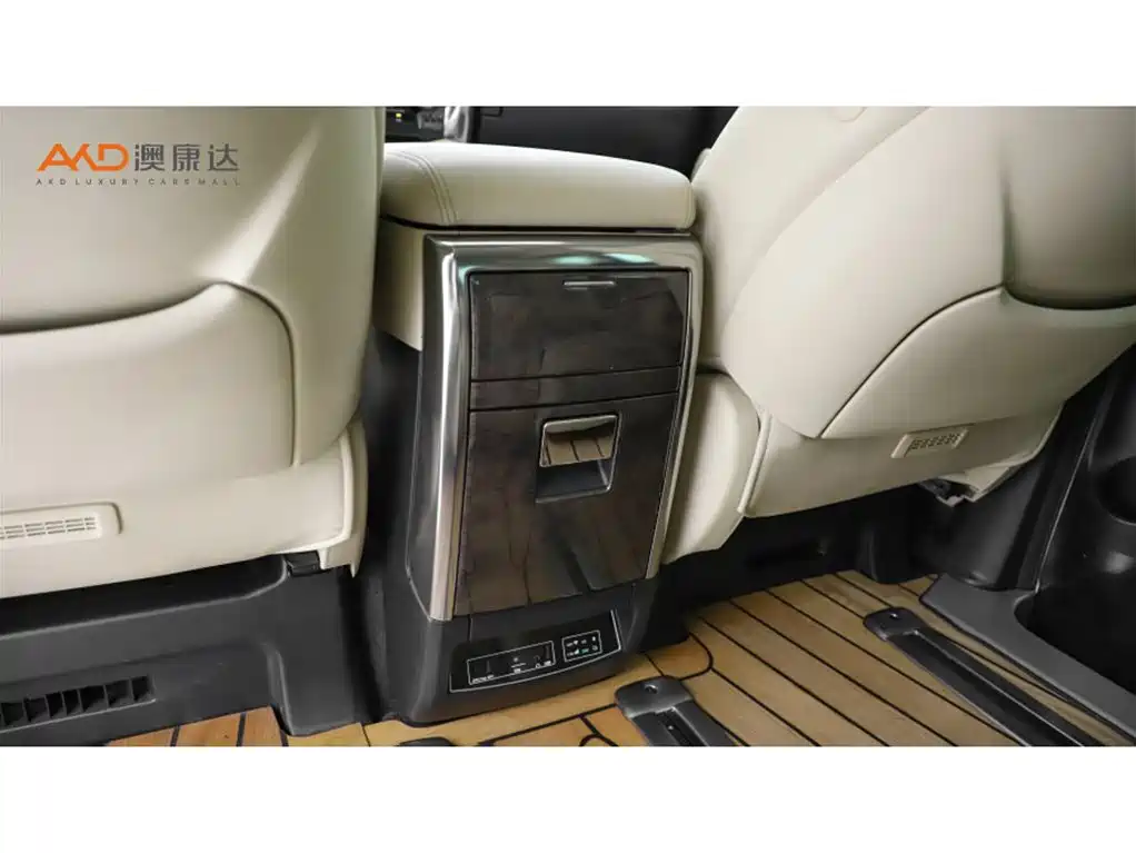Toyota Vellfire 2021 Crown Hybrid 2.5L HV Premium Edition фото 10