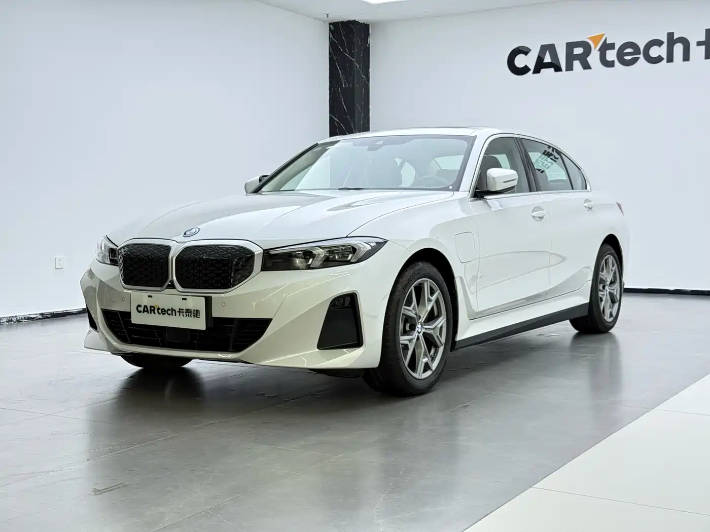 BMW i3 2025 eDrive 35 L