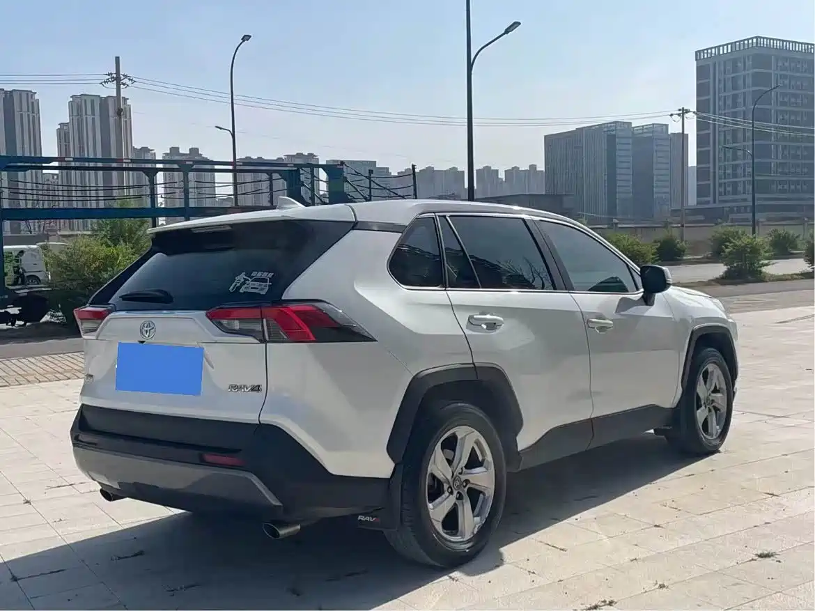 Toyota RAV4 Rongfang 2021 2.0L CVT 2WD Trend фото 7