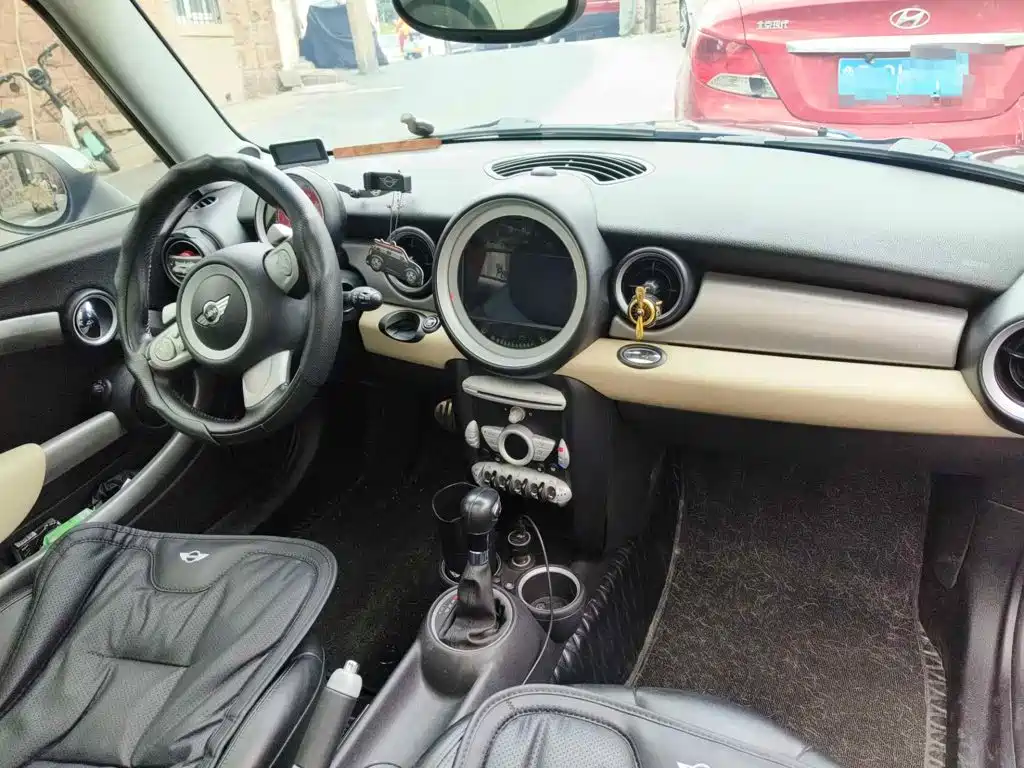 MINI CLUBMAN 2009 2008 1.6T COOPER S