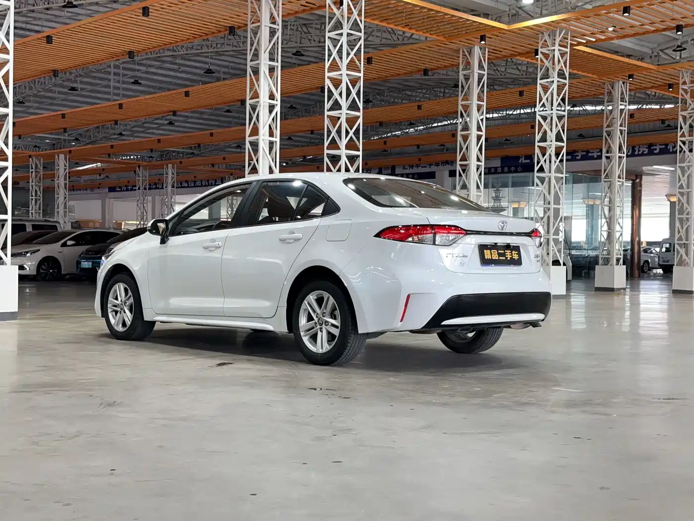 Toyota Levin 2022 185T CVT Luxury Edition фото 4