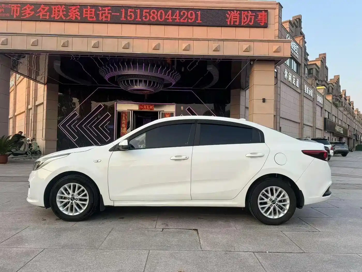 Kia K2 2017 Sedan 1.4L AT GLS фото 3