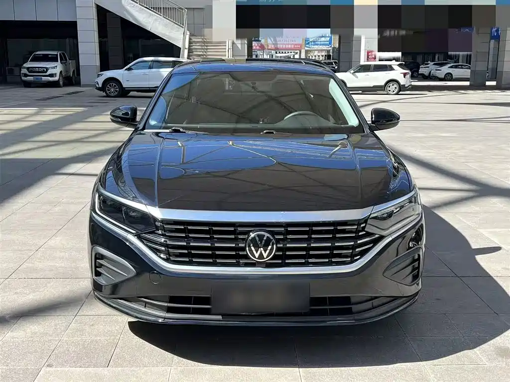 Volkswagen Passat 2023 Facelift 280TSI Business Edition фото 14