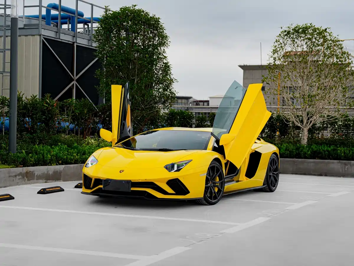 Lamborghini Aventador 2020 2017 Aventador S