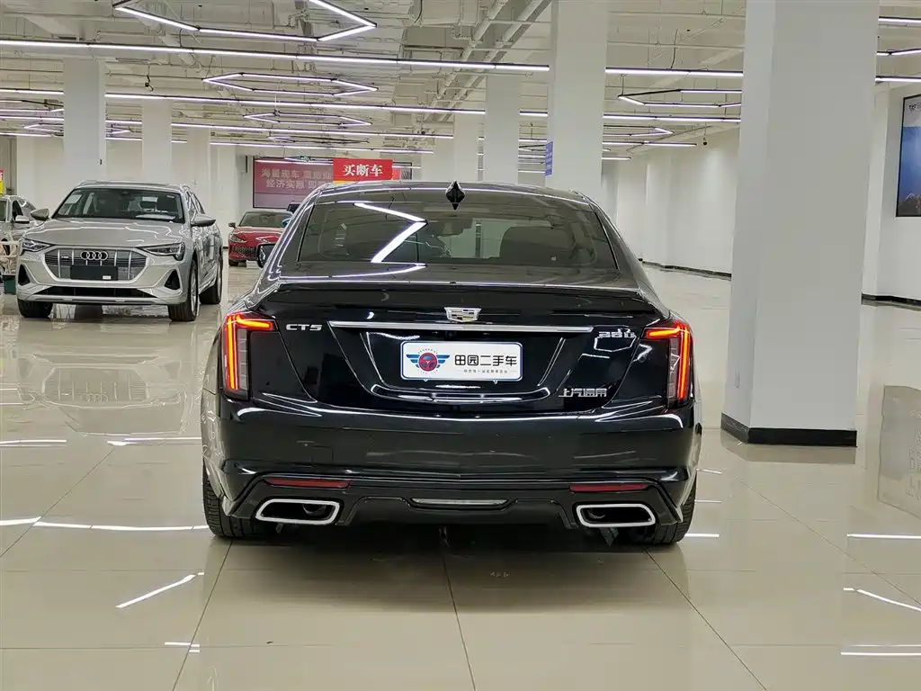 CADILLAC CT5