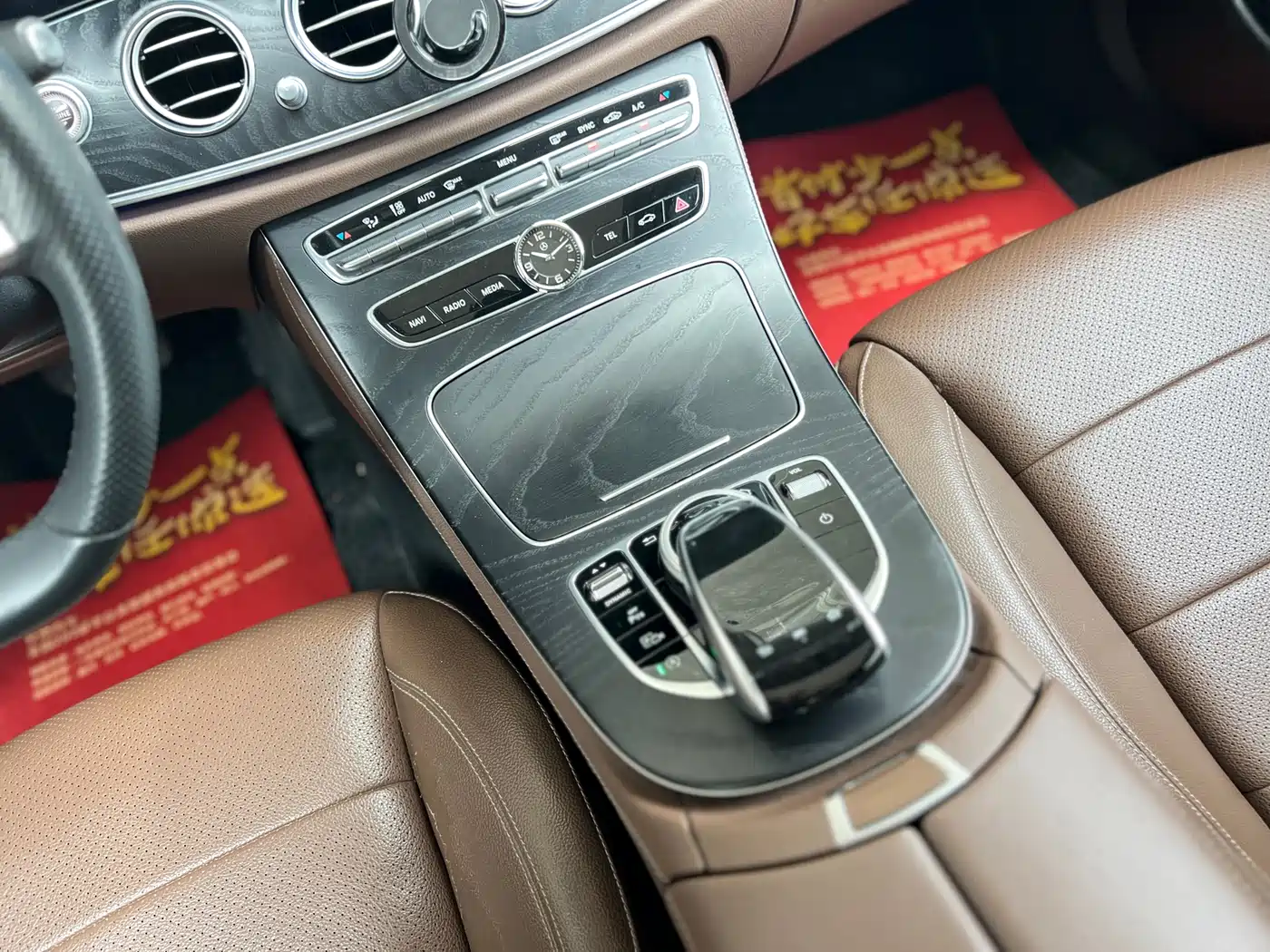 Mercedes-Benz E-Class 2018 E 300 L Sport Fashion фото 13