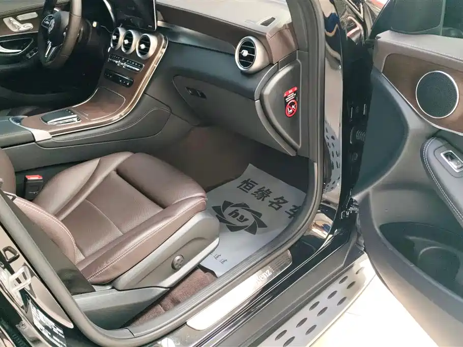 Mercedes-Benz GLC 2021 GLC 260 L 4MATIC Luxury фото 8
