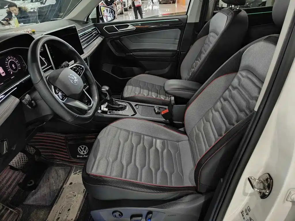 VOLKSWAGEN TIGUAN L NEW ENERGY