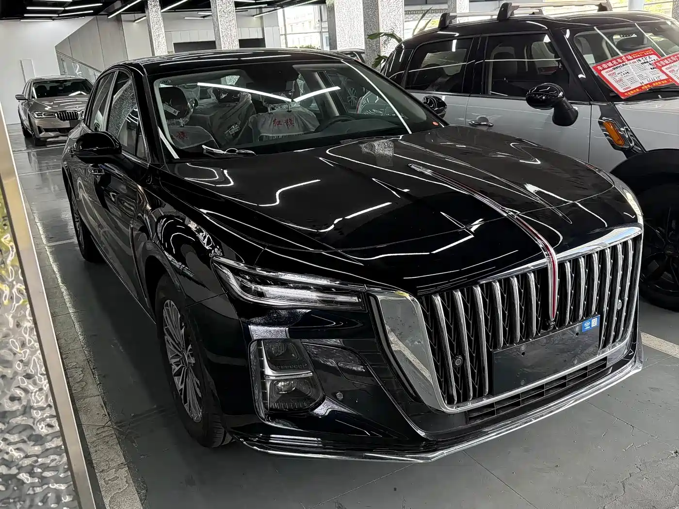 Hongqi H5 2025 1.5T HEV Qiyun 500,000 Units Commemorative Edition фото 3