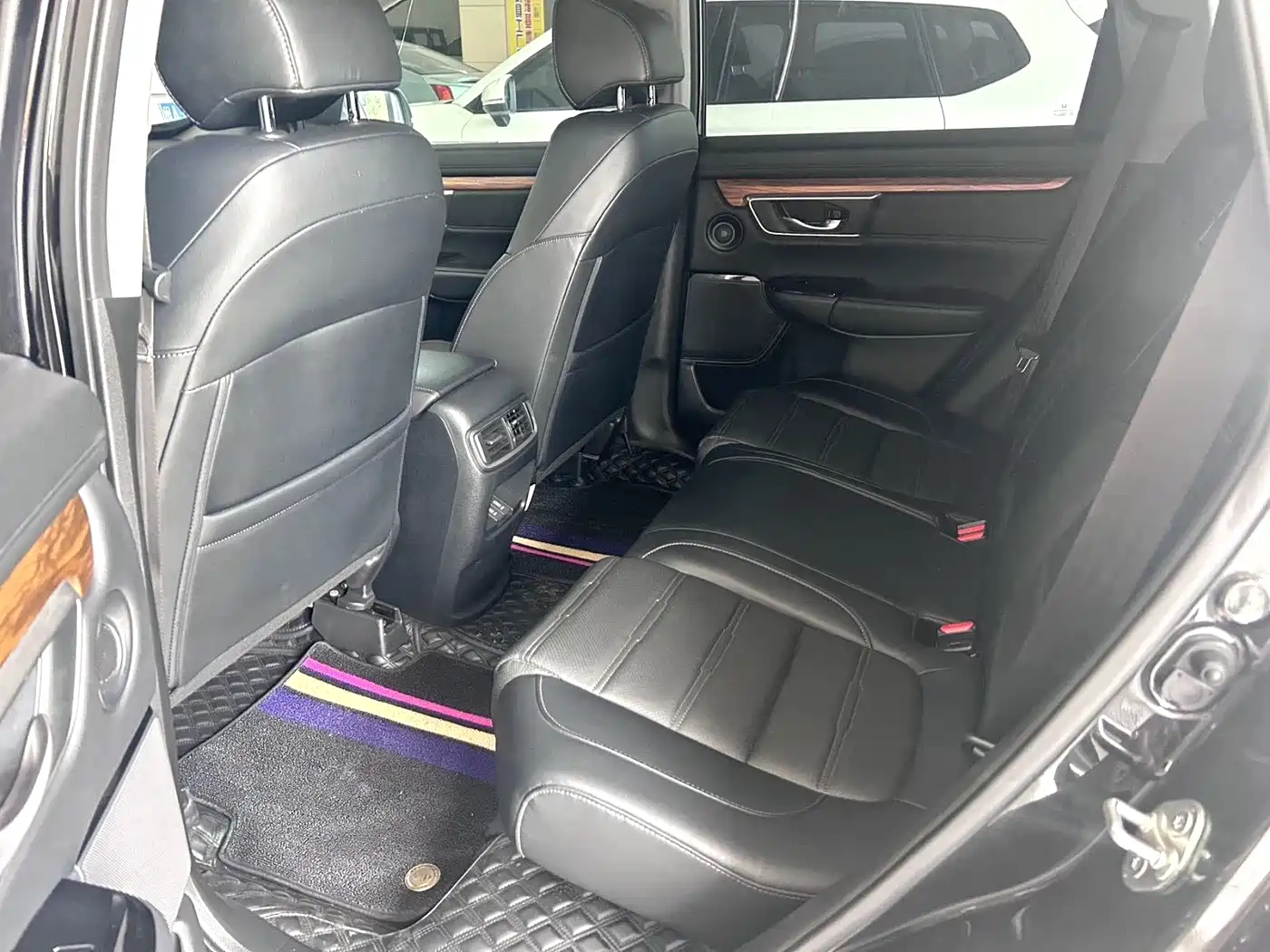 Фото 8 - Honda CR-V