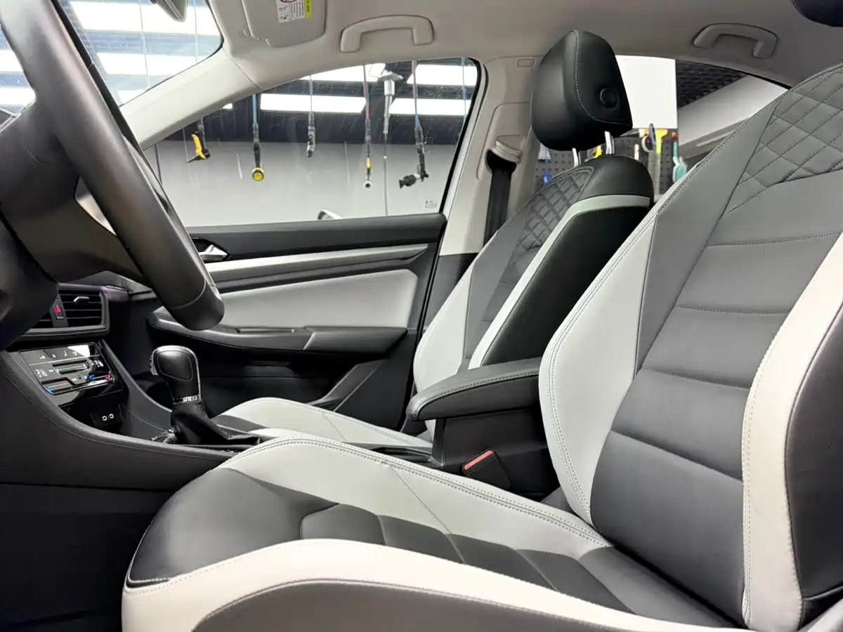 Volkswagen Bora 2023 280TSI DSG Prestige Edition фото 12