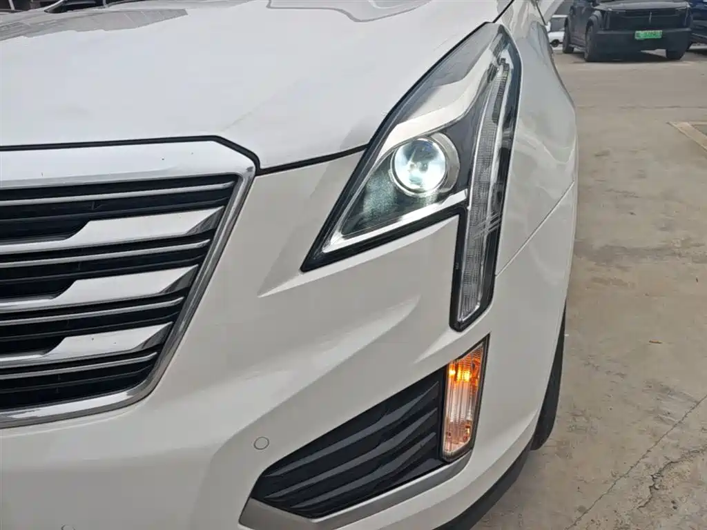 Cadillac XT5 2018 28E AWD Technology Model фото 24