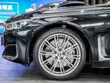 Фото 8 - BMW 7 Series
