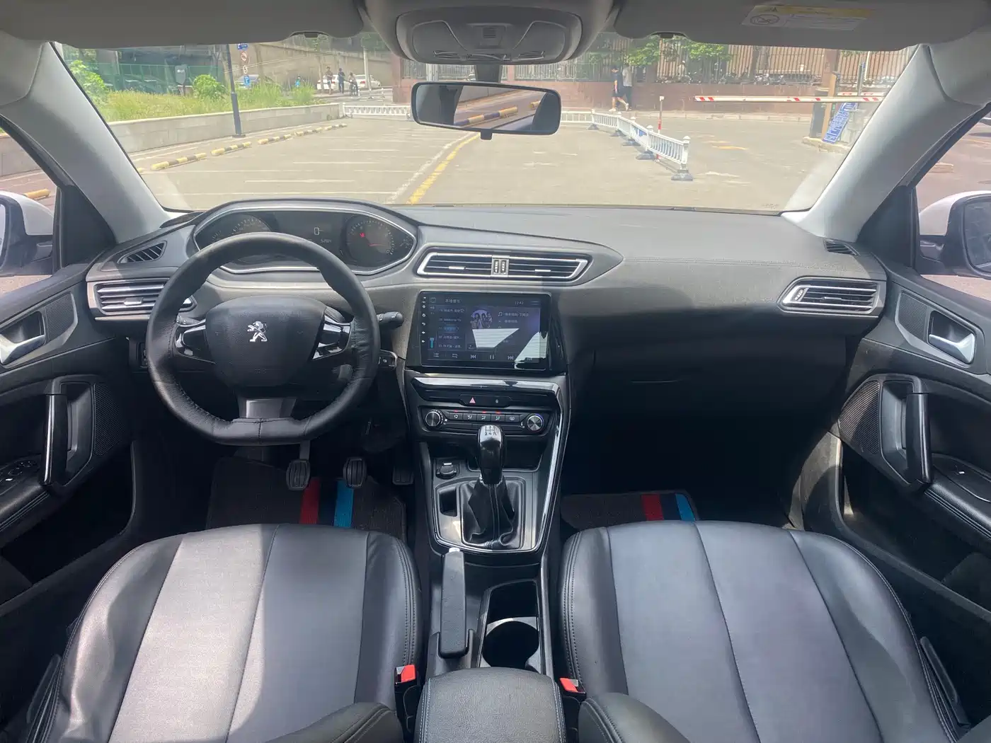 Peugeot 308 2016 1.6L Manual Fashion фото 7