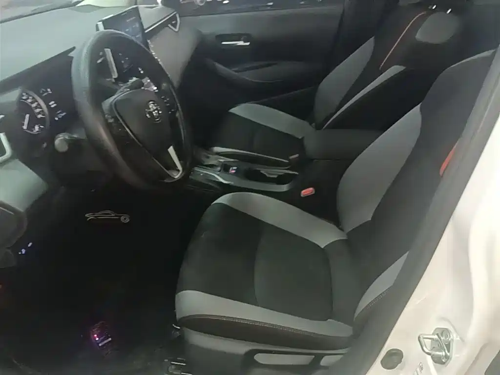 Toyota Corolla 2021 1.2T S-CVT Elite PLUS Edition фото 15