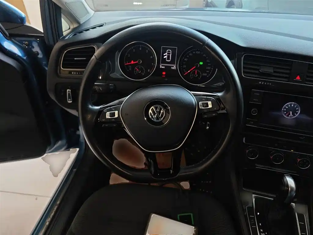 Volkswagen Golf 2018 230TSI Automatic Comfort фото 11