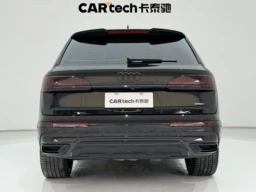 Фото 3 - Audi Q7