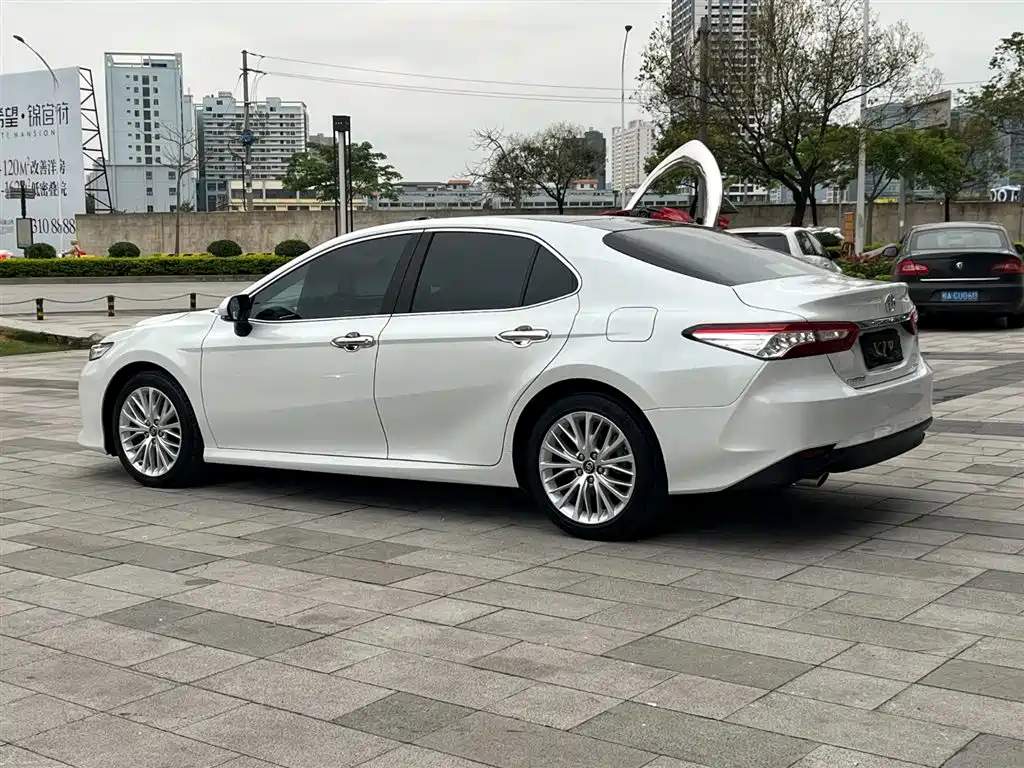 Toyota Camry 2019 Facelift 2.5G Luxury Edition фото 6