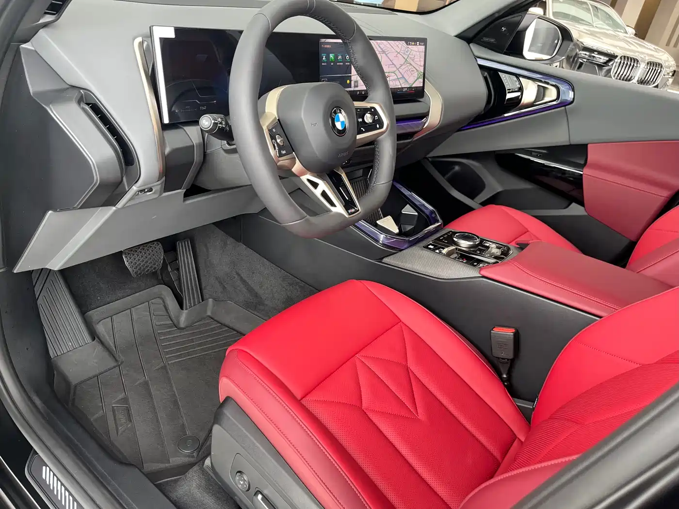 BMW X3 2026 BMW xDrive30L Year of the Horse Edition фото 8