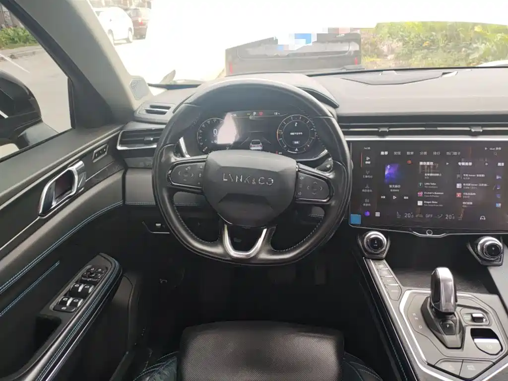 Lynk & Co 05 2020 2.0TD 2WD Shine Halo фото 3