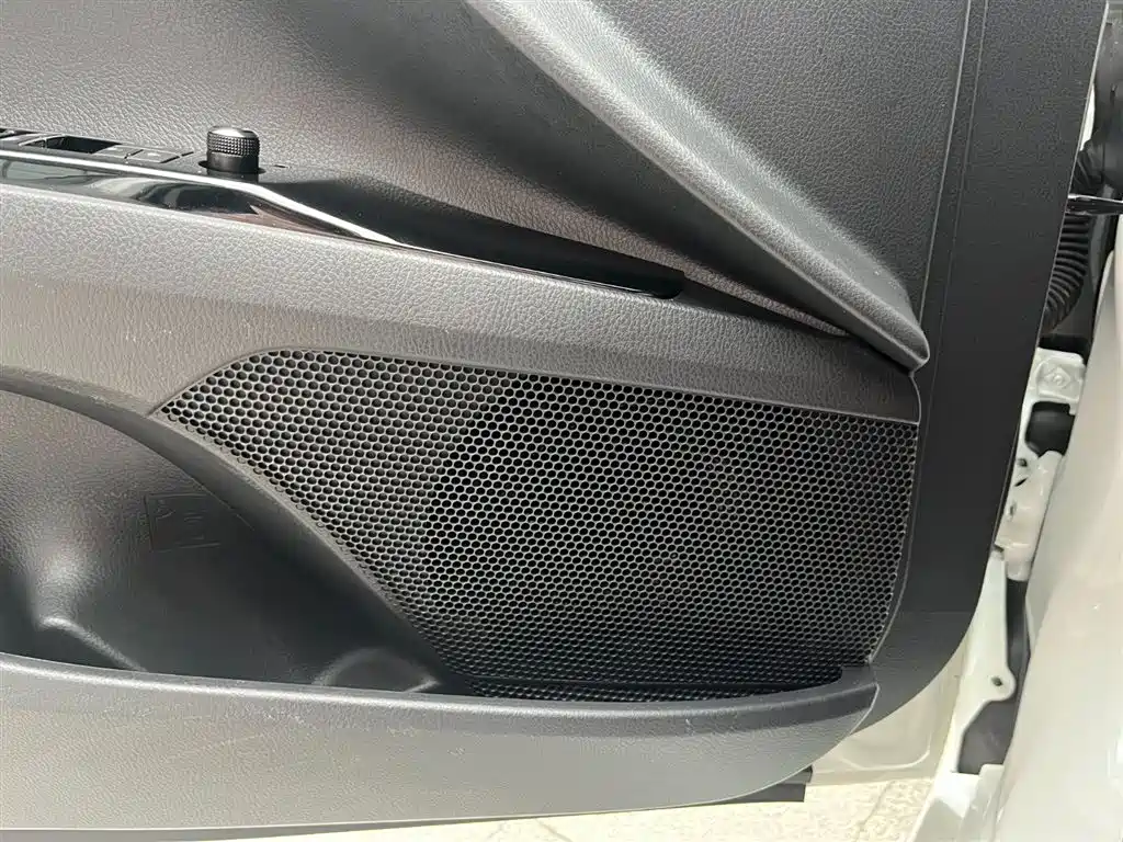 Toyota Camry 2019 Facelift 2.5G Luxury Edition фото 13