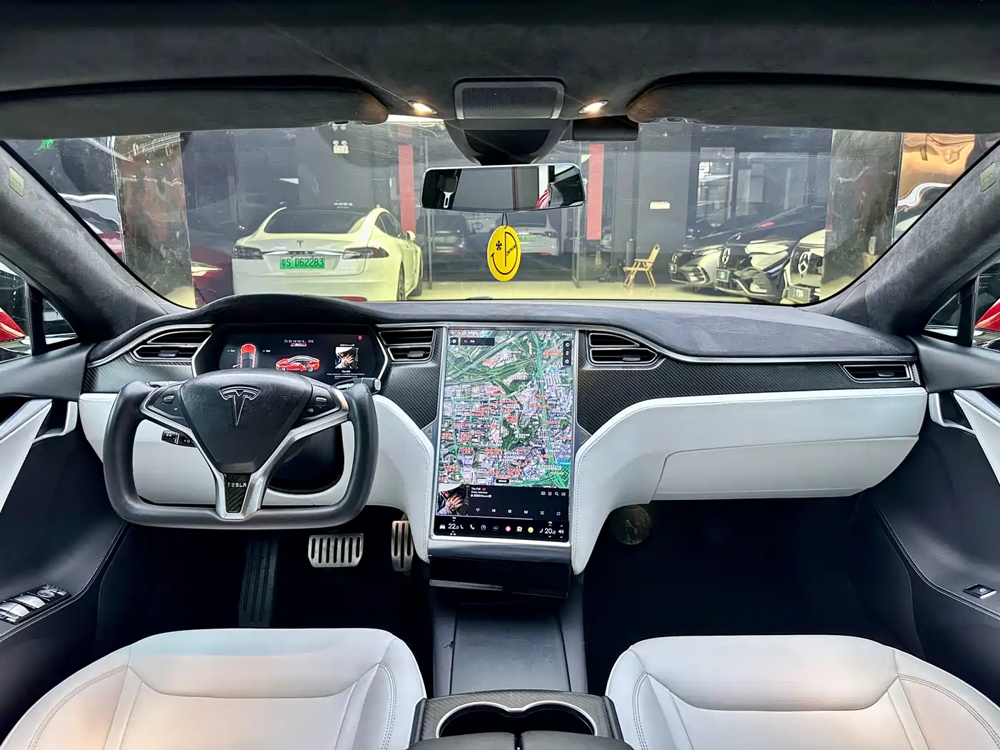 TESLA MODEL S