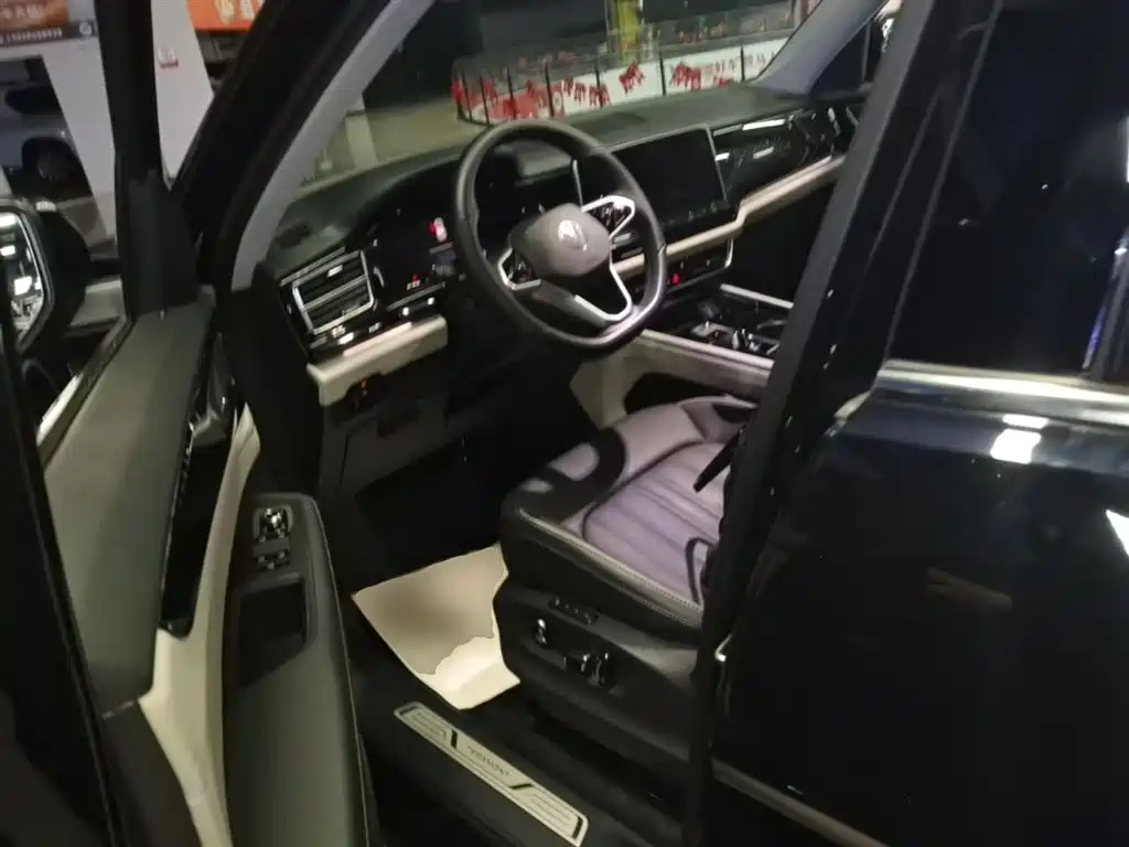 Volkswagen Teramont 2023 380TSI AWD Exclusive Luxury Edition фото 15