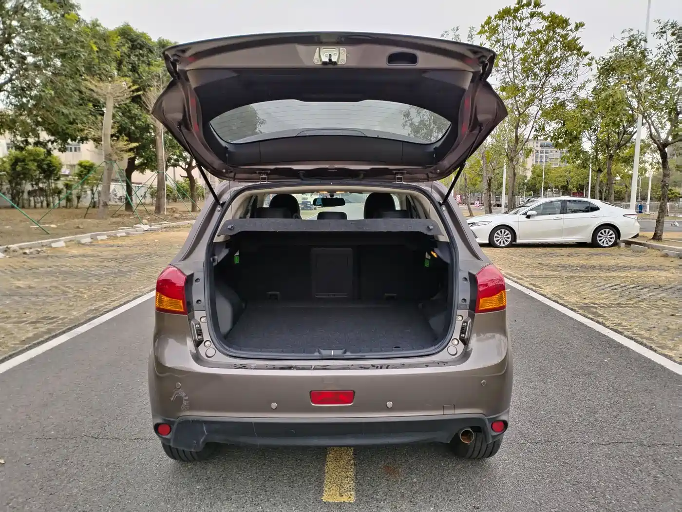 Mitsubishi ASX 2016 2.0L CVT 2WD Navigation Edition фото 14