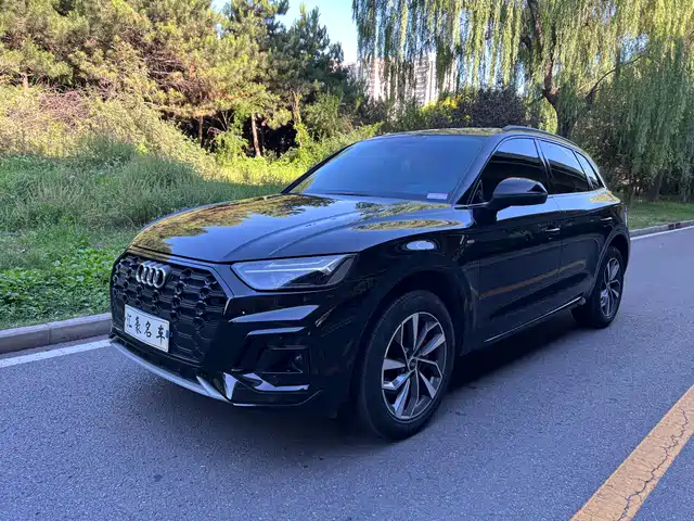 Audi Q5L 2025 40 TFSI Luxury Dynamic