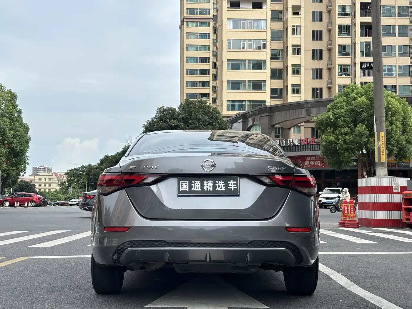 Nissan SYLPHY, миниатюра 5
