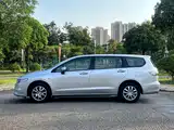 Photo 4 - Honda Odyssey