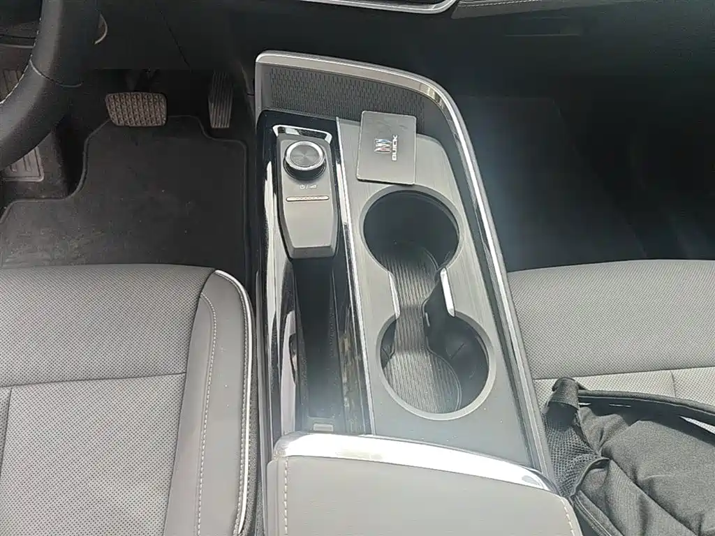 Buick E5 2025 Model 620KM Premium Edition фото 14