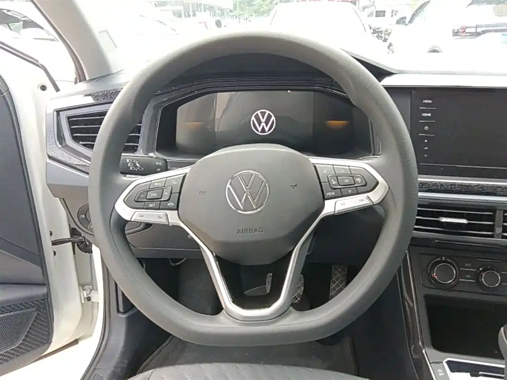 Volkswagen Lavida 2025 New Edge 1.5L Outstanding New Ease фото 11