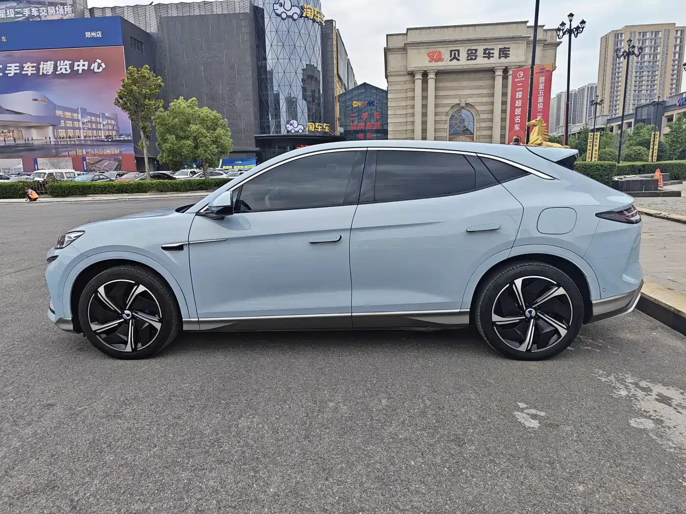 Denza N7 2023 Long Range Performance Max Edition фото 2