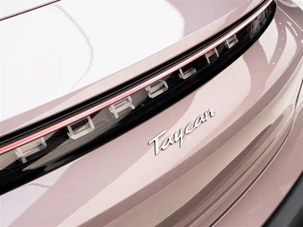 Porsche Taycan 2020 Taycan фото 10