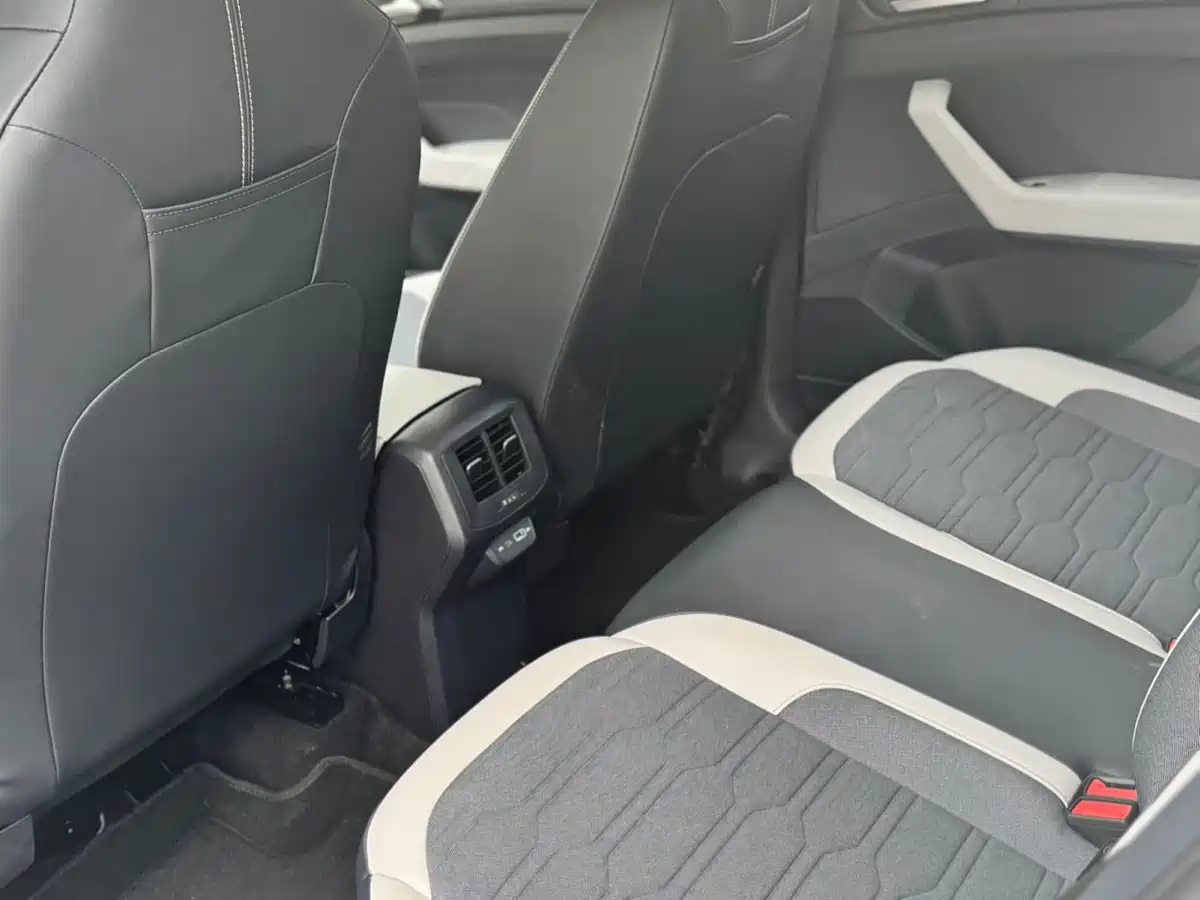 Volkswagen Tharu 2025 New Edge 1.5L Aspiration Edition фото 9