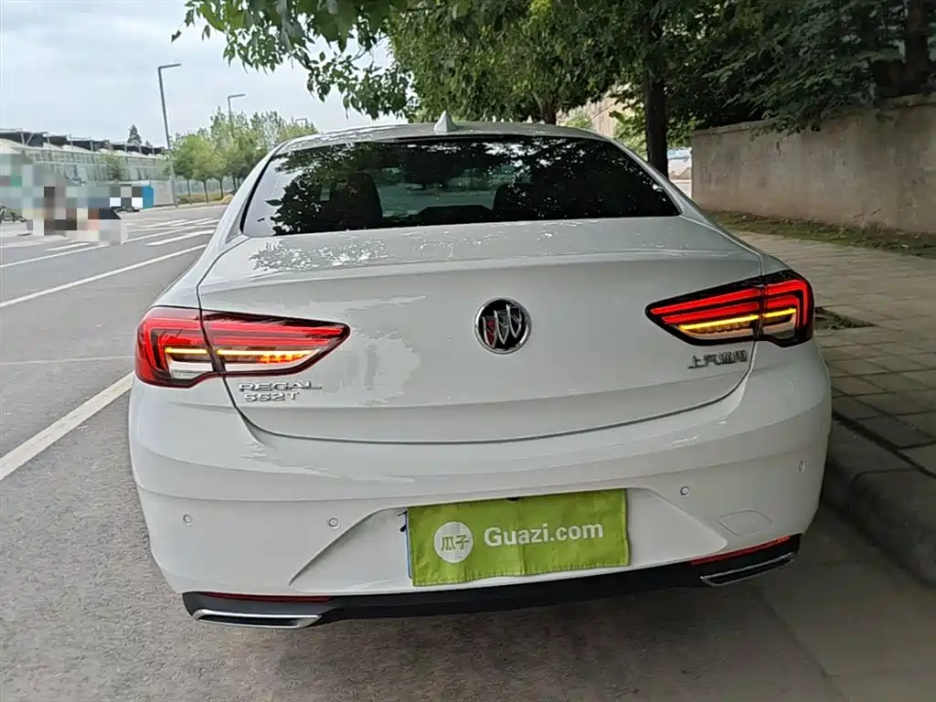 BUICK REGAL