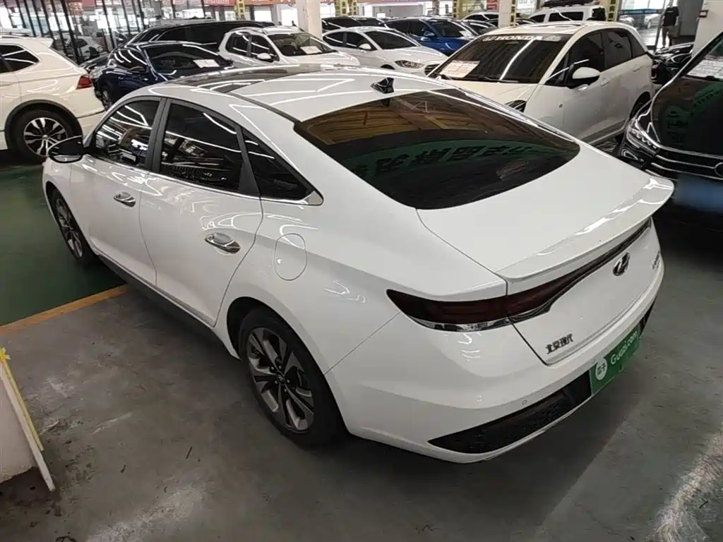 Hyundai Fista 2019 280TGDi Sport Edition China VI фото 5