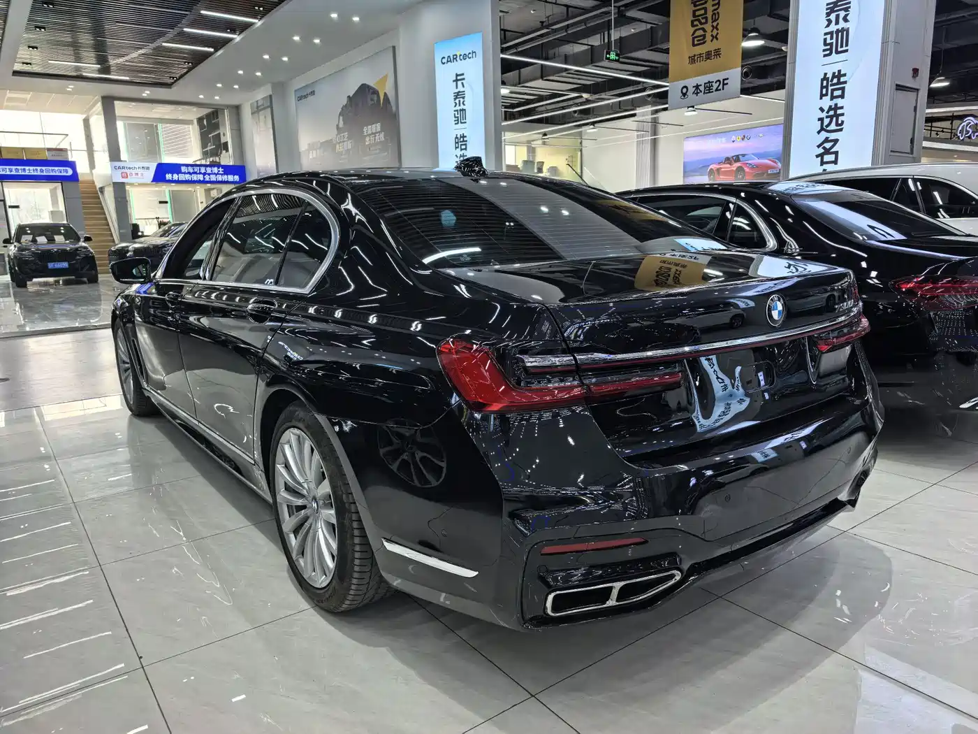 BMW 7 Series 2018 730Li Leading Type Excellence Package фото 9