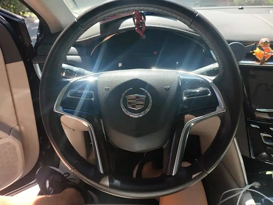 Cadillac XTS 2014 2013 Model 28T Comfort
