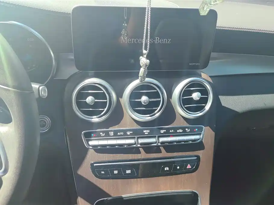 Mercedes-Benz GLC 2020 Facelift GLC 300 L 4MATIC Dynamic фото 13