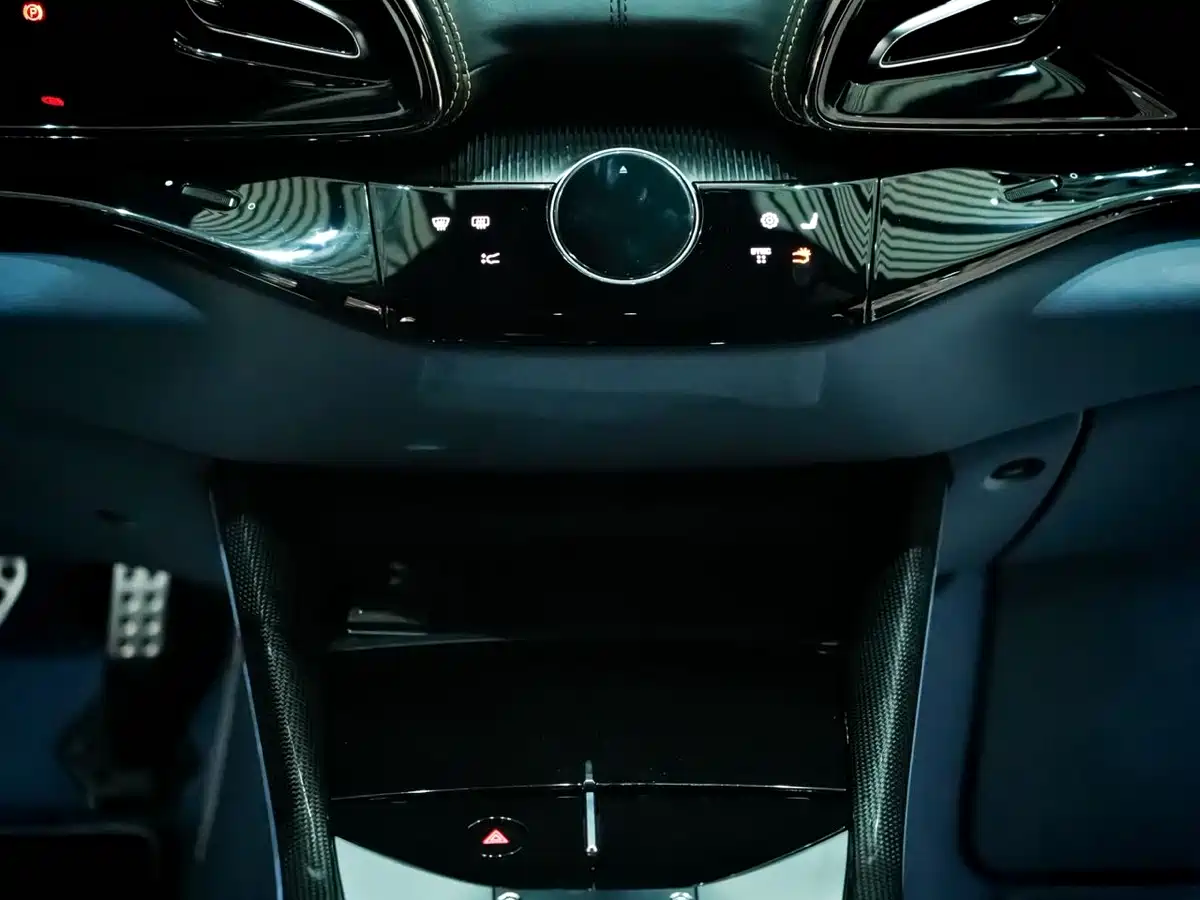 Ferrari Purosangue 2024 2023 6.5L V12