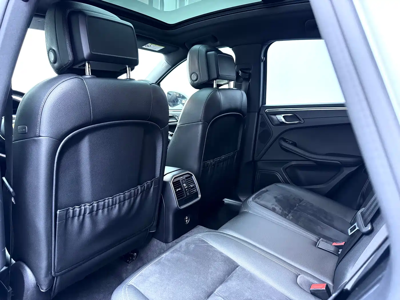 Porsche Macan 2020 Macan 2.0T фото 17