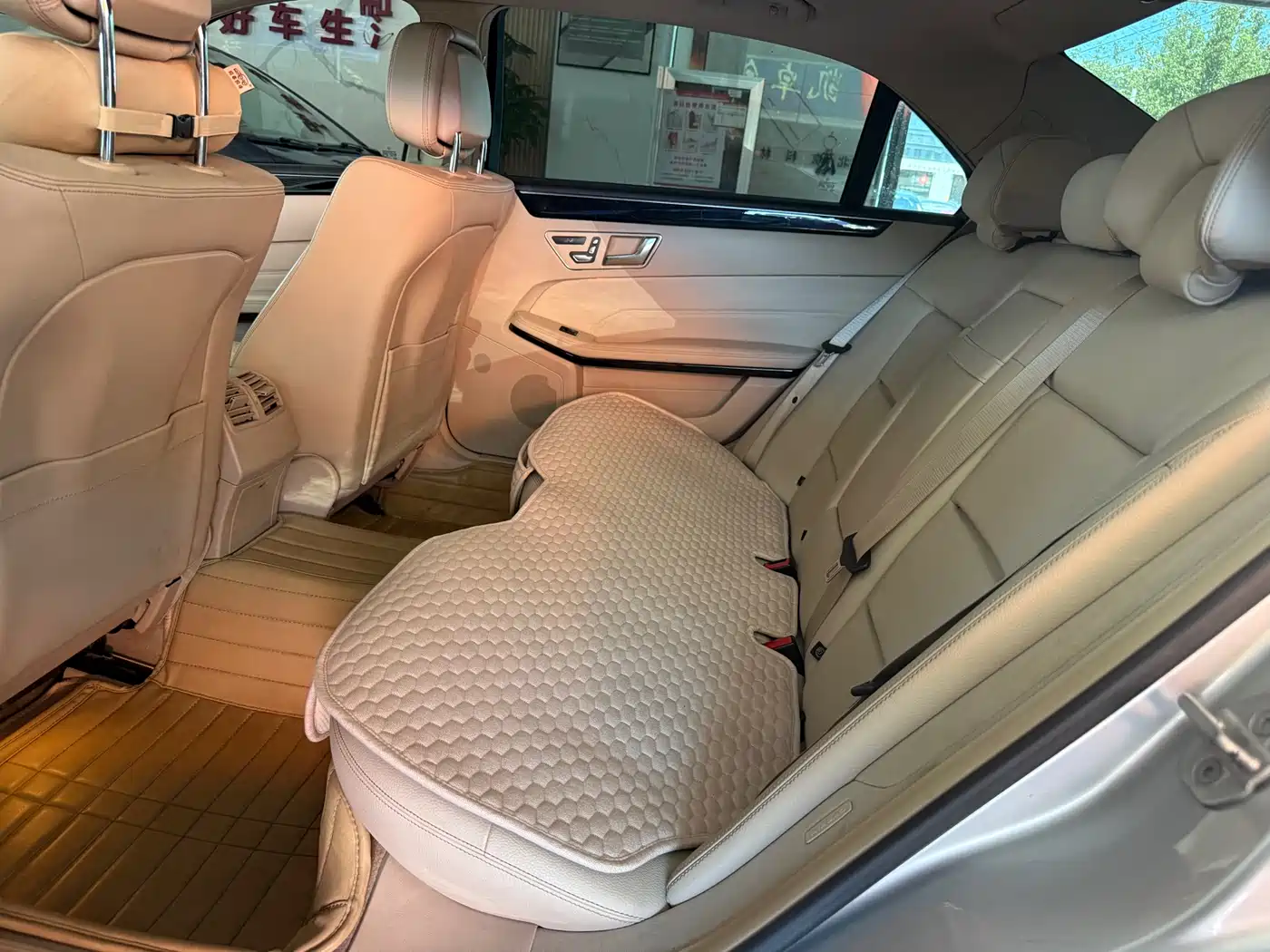 Mercedes-Benz E-Class 2014 E 260 L Sport фото 7