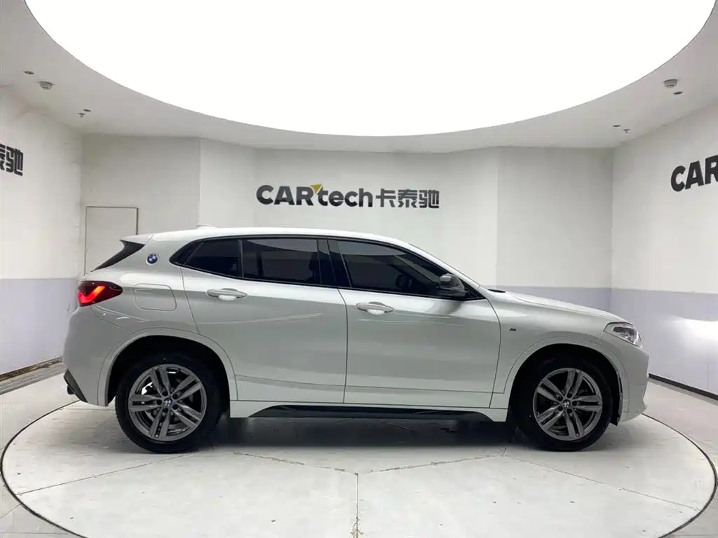 BMW X2 2024 2023 sDrive25i M Sport Shadow Edition